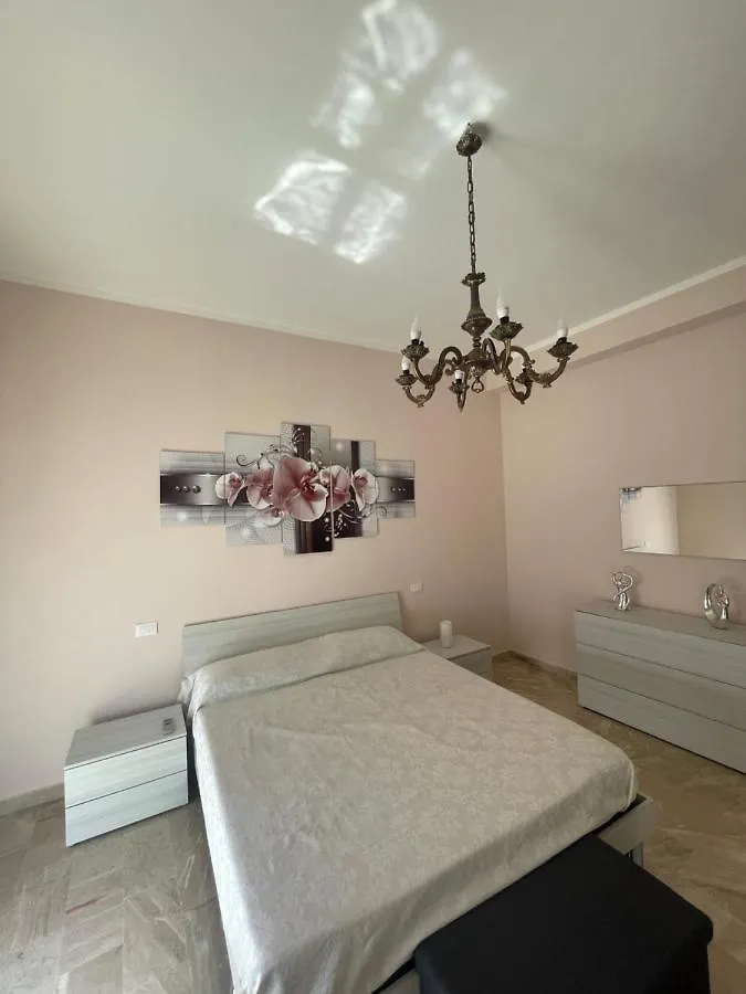 Casa Vacanze il Girasole Balestrate 0*,